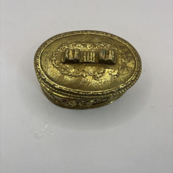 Pacific Rim Import Corp Distressed Gold Tone Trinket Box Cherubs - Picture 5 of 8